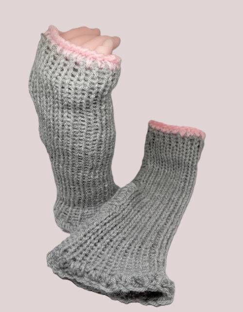 Mitaines De FeniCrochet en Tricot Gris et Rose Fait Main - FeniCrochet